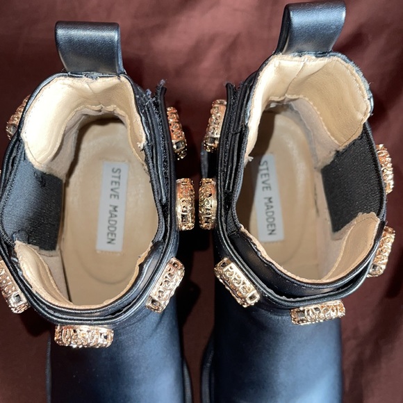 Steve Madden Women's Amulet Ankle Boot - Picture 8 of 11